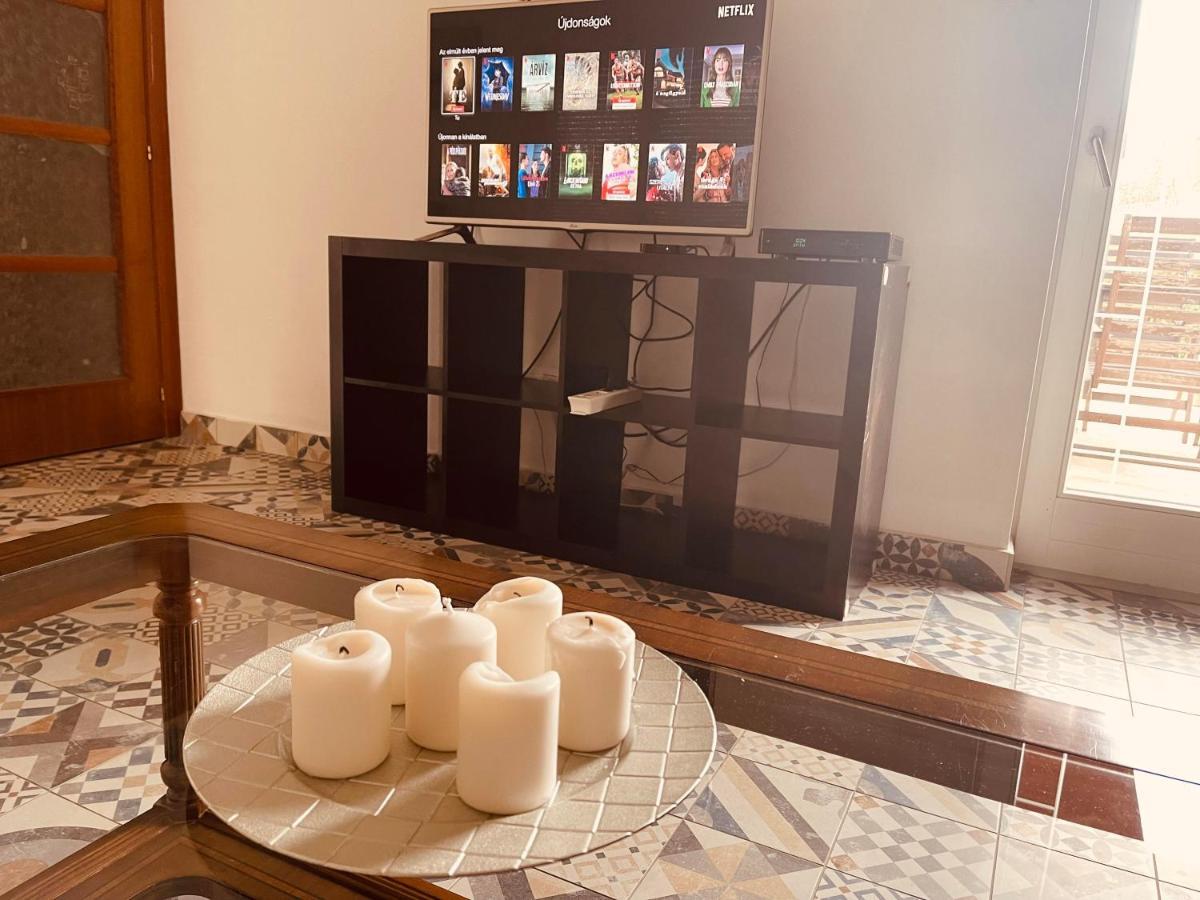 Rosehill Garden Family Villa With A Great Budapest View Exteriör bild