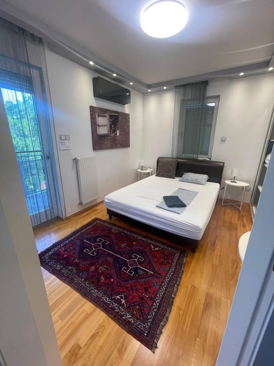 Rosehill Garden Family Villa With A Great Budapest View Exteriör bild
